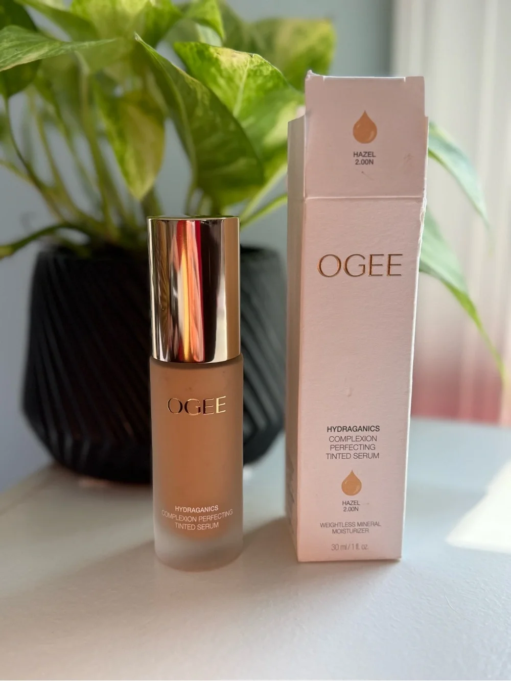 OGEE Hydragnics Complexion Perfecting Tinted Serum Hazel 2.00N 1.1oz NEW